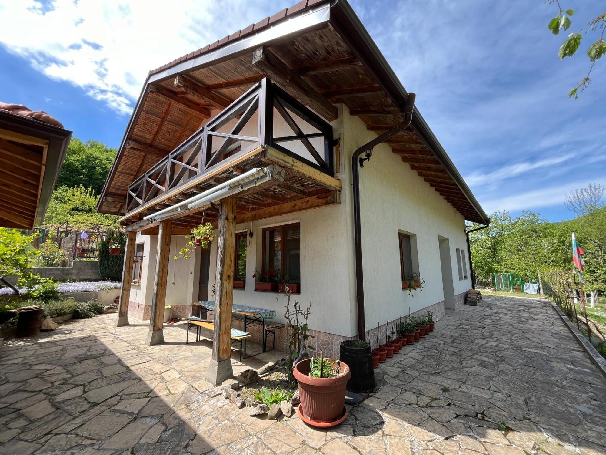 Къща За Гости - Еделвайс, Гр. Габрово Exterior photo